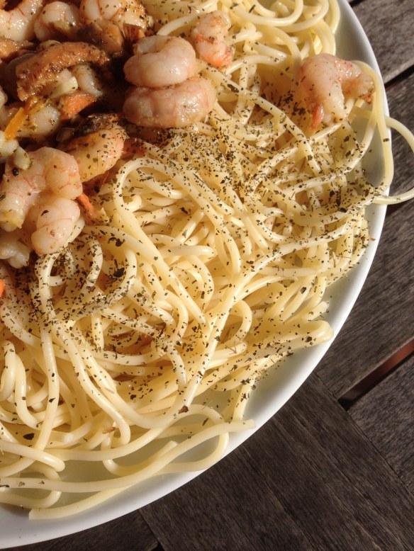 Espaguetis con Gambas y Niscalos